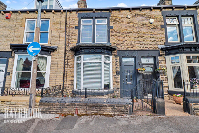 3 Bedroom Terraced House For Sale In Longman Road, Barnsley, S70