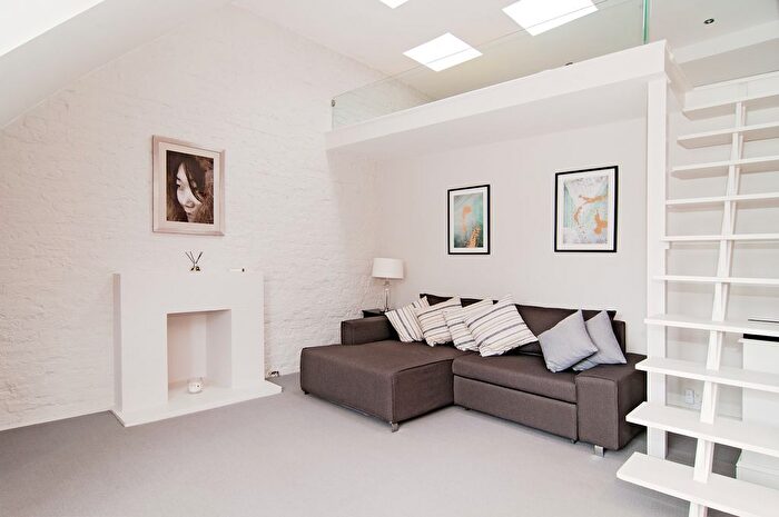 1 Bedroom Flat To Rent In Ladbroke Gardens, W11