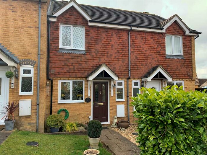 2 Bedroom Terraced House To Rent In Inglewood Drive, Hatch Warren, Basingstoke, RG22