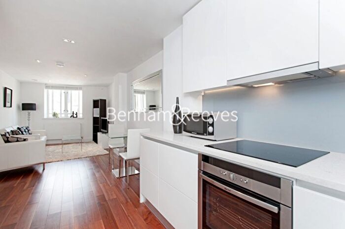 1 Bedroom Flat To Rent In Warren Street, Duchess House, London, T, W1