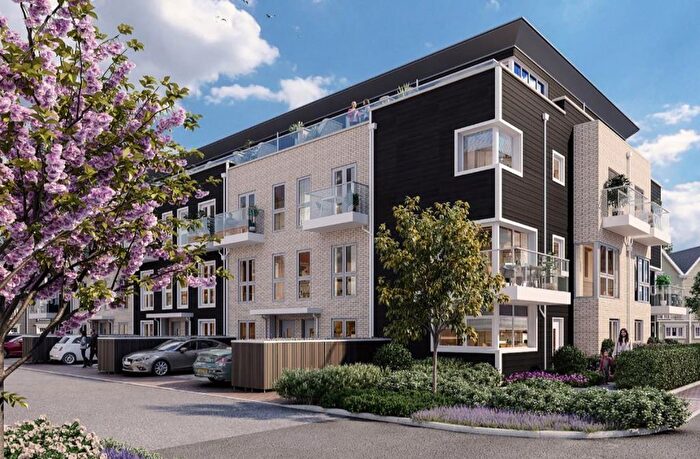 4 Bedroom Town House For Sale In The Lanesborough, Reading, RG2