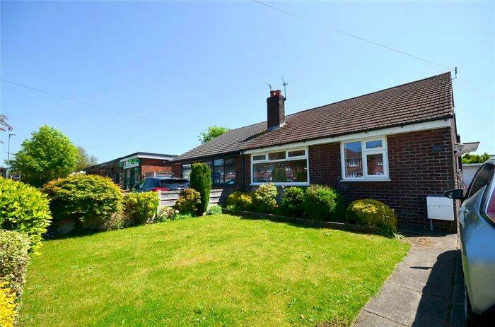 2 Bedroom Bungalow To Rent In Windmill Lane, Denton, Manchester, M34