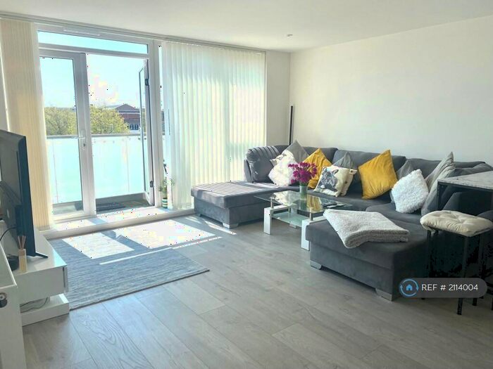 2 Bedroom Flat To Rent In Lennox Road, Worthing, BN11