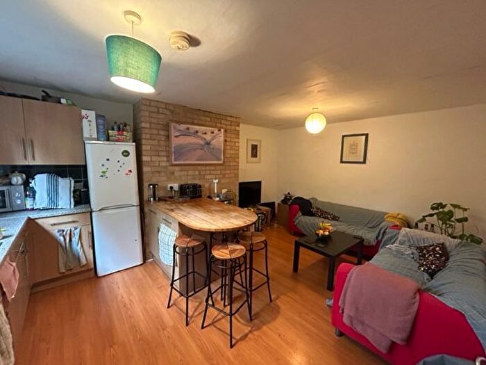 4 Bedroom Terraced House To Rent In Cliff Road, Woodhouse, Leeds, LS6
