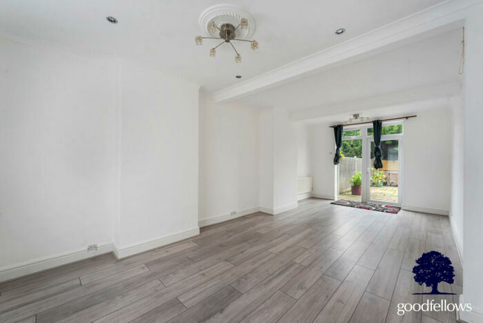 3 Bedroom Terraced House To Rent In Beeleigh Road, Morden, SM4