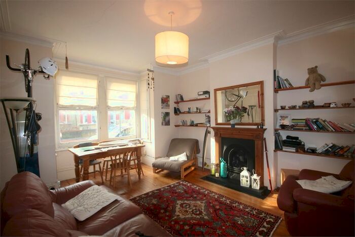 1 Bedroom Flat To Rent In Avenue Road, London, North Finchley, N12