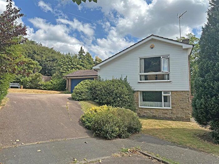 3 Bedroom Detached House For Sale In Priory Road, Reigate, RH2