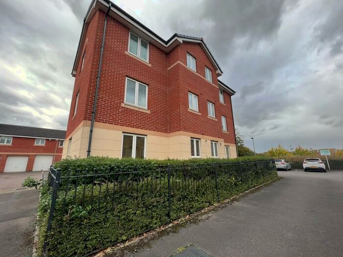 2 Bedroom Flat To Rent In Churchward, SN2