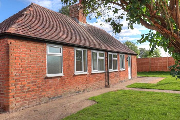 1 Bedroom Bungalow To Rent In Station Villas, Bredon, GL20