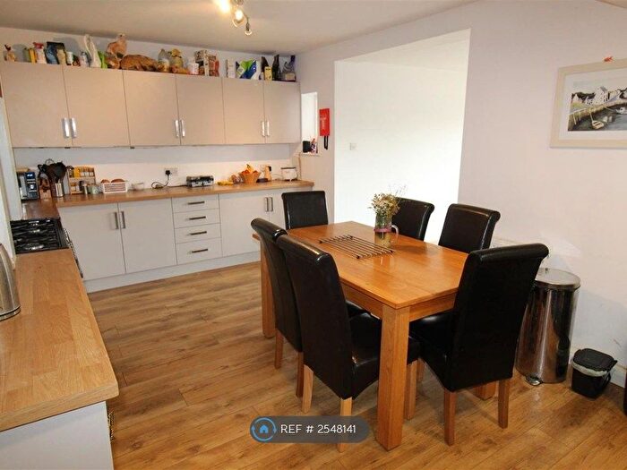 6 Bedroom Semi-Detached House To Rent In Beech Tree Avenue, Coventry, CV4