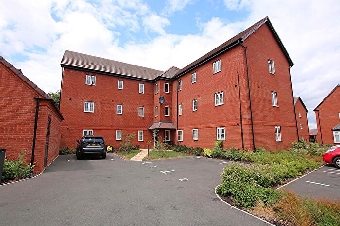 2 Bedroom Flat For Sale In Watermill Way, Collingtree, NN4