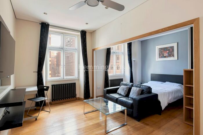 Studio To Rent In New Bridge Street, London EC4V