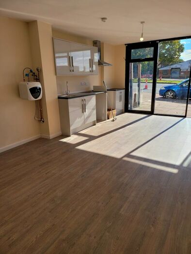 4 Bedroom Flat To Rent In Coventry Road, Birmingham B25