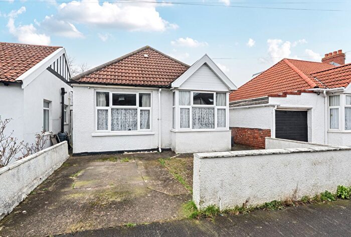 3 Bedroom Bungalow For Sale In Northville Road, Bristol, BS7