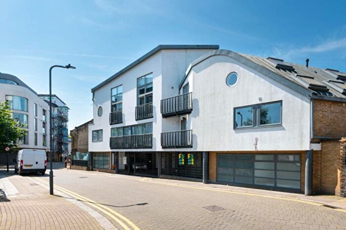 1 Bedroom Flat To Rent In Wellington Road, Kensal Rise, London, NW10