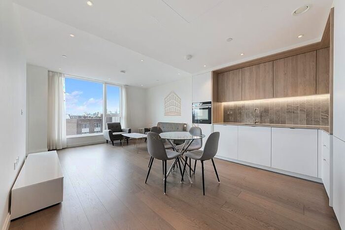 2 Bedroom Flat To Rent In Kennington Lane, London, SE11