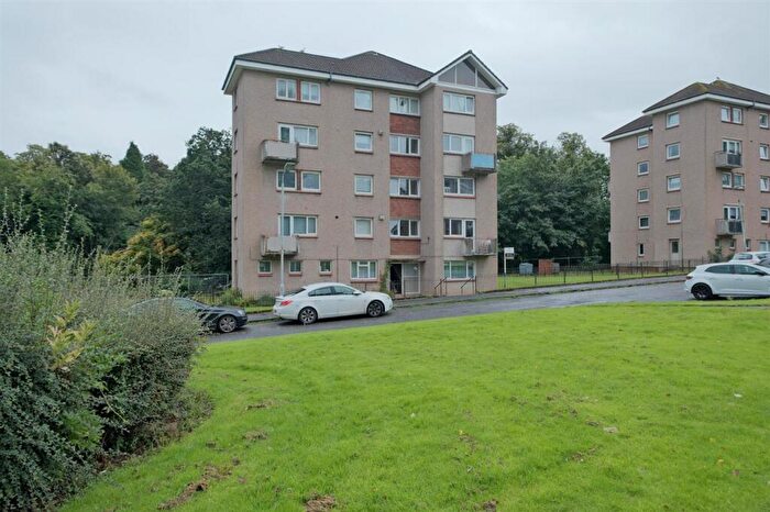 2 Bedroom Apartment For Sale In Kelvin Gardens, Hamilton, ML3