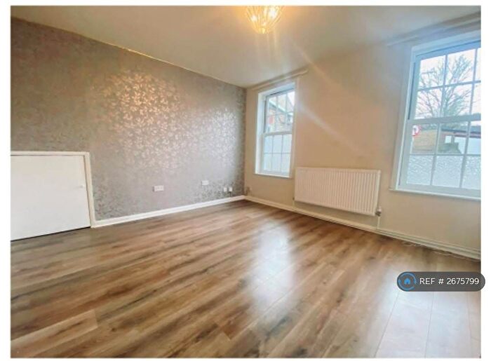 2 Bedroom Terraced House To Rent In Arthur Street, Sittingbourne, ME10