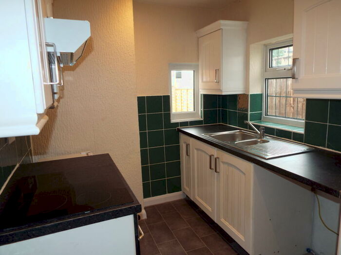 2 Bedroom House To Rent In Coopers Road, Gravesend, DA11