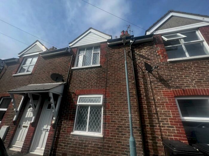 2 Bedroom Terraced House To Rent In New Road, Polegate, BN26