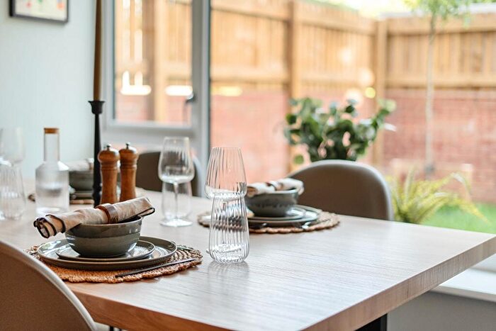 4 Bedroom Town House To Rent In Casa By Moda, Tannery Row Leeds, LS5
