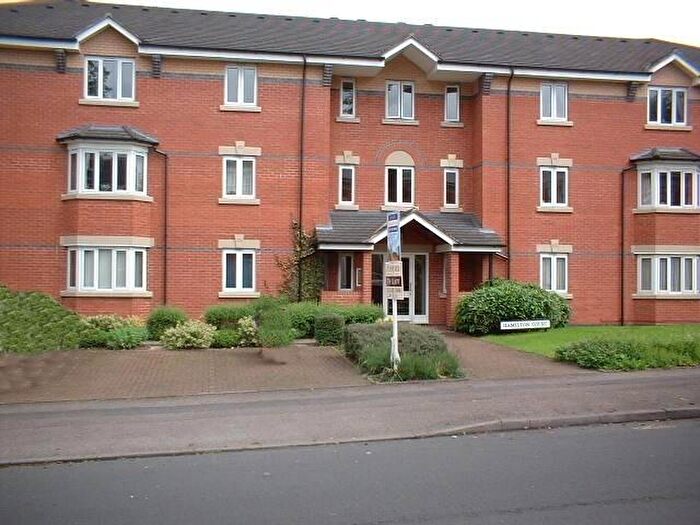 1 Bedroom Flat To Rent In Hamilton Court, Moseley, B13