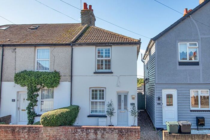 2 Bedroom End Of Terrace House For Sale In Johns Cottages, Main Road, Longfield Hill, Kent, DA3