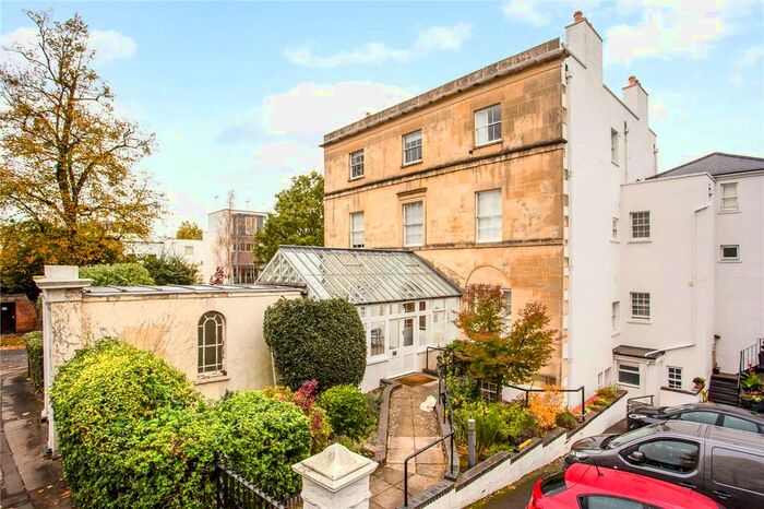 2 Bedroom Flat To Rent In Montpellier Drive, Montpellier, Cheltenham, Gloucestershire GL50