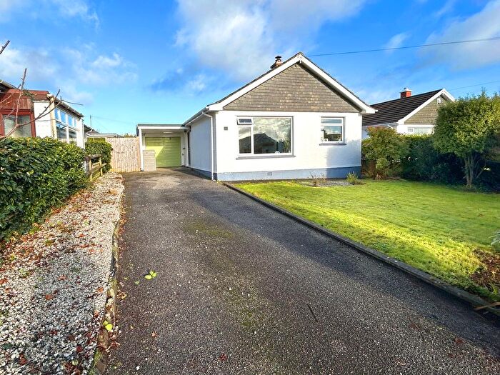 3 Bedroom Detached Bungalow For Sale In East Close, Helston, TR13