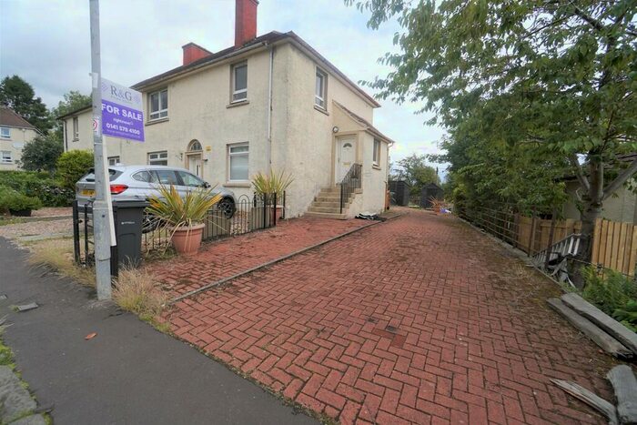 3 Bedroom Apartment For Sale In Scott Avenue, Milton Of Campsie, G66