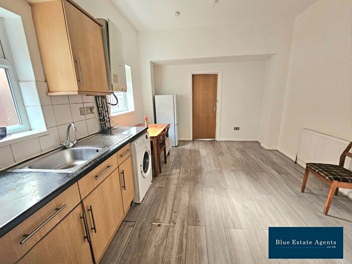 1 Bedroom Flat To Rent In Lady Margaret Road, Southall, UB1