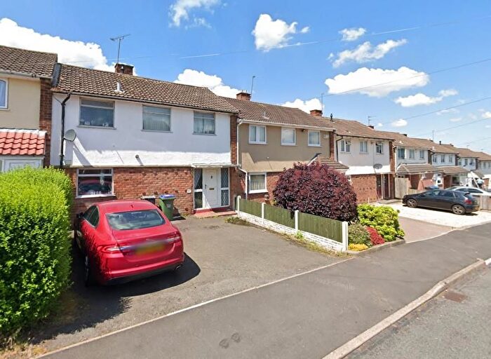 3 Bedroom Property To Rent In Fairway Road, Oldbury, B68