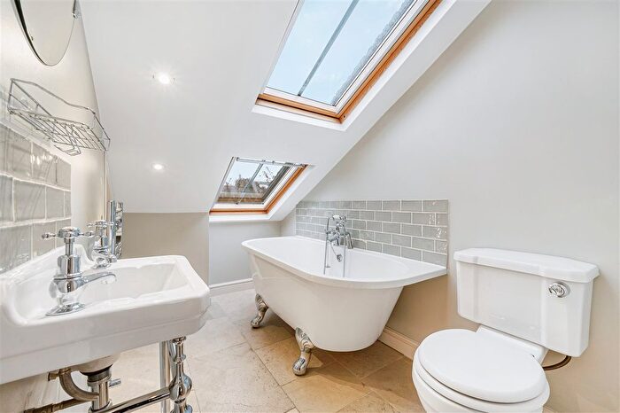 5 Bedroom Terraced House To Rent In Brackenbury Road, London, W6