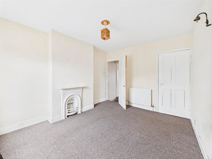 2 Bedroom Terraced House For Sale In Bourges Boulevard, Peterborough, PE1