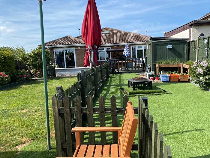 3 Bedroom Detached Bungalow For Sale In Roman Bank, PE12