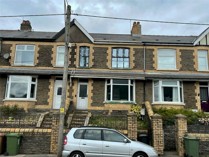 2 Bedroom Terraced House For Sale In Llwynbach Terrace, Hollybush, Blackwood, Caerphilly, NP12