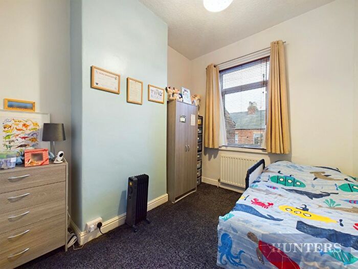 2 Bedroom Terraced House For Sale In Hibernia Street, Scarborough, YO12