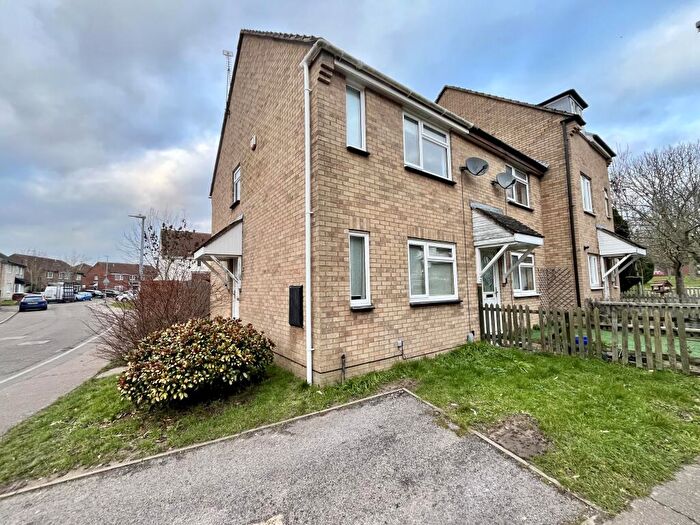 2 Bedroom End Of Terrace House To Rent In Cleveland Close, Colchester, CO4