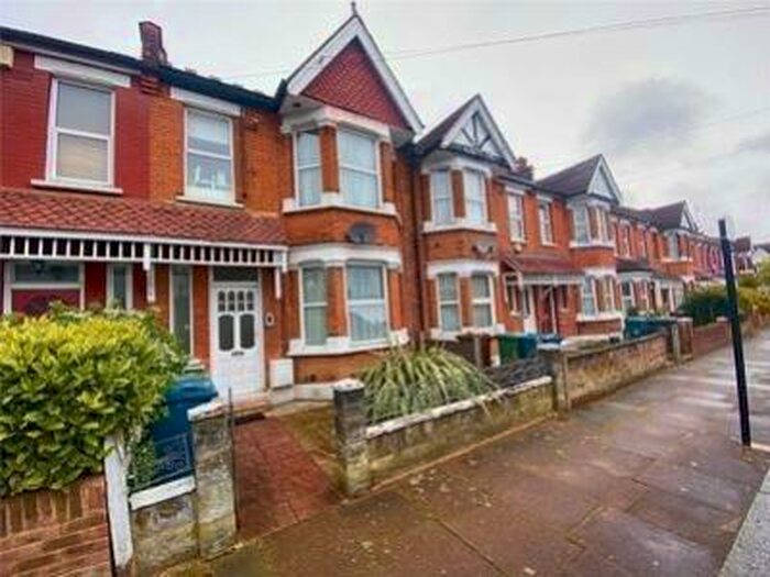 1 Bedroom Flat To Rent In Bedford Road, Harrow, HA1