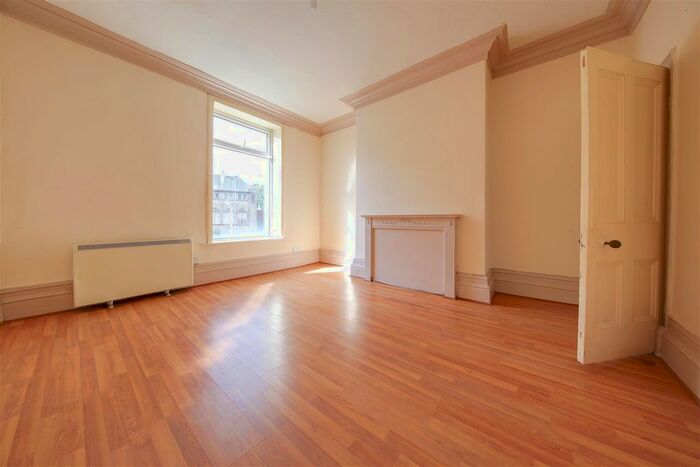 1 Bedroom Flat To Rent In Bury Road, Rawtenstall, Rossendale BB4