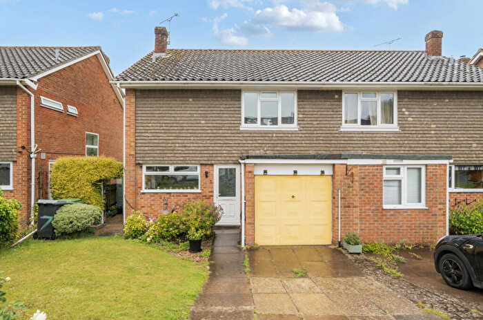 3 Bedroom Semi-Detached House For Sale In Southwick Close, Winchester, Hampshire, SO22