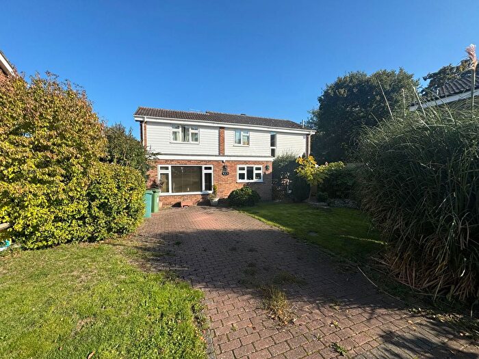 3 Bedroom Semi Detached House For Sale In Staplehurst, Kent, TN12