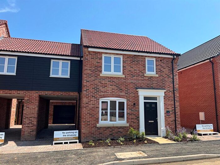 3 Bedroom Link Detached House For Sale In Plot, The Mulberry, Valley View, Harleston, IP20
