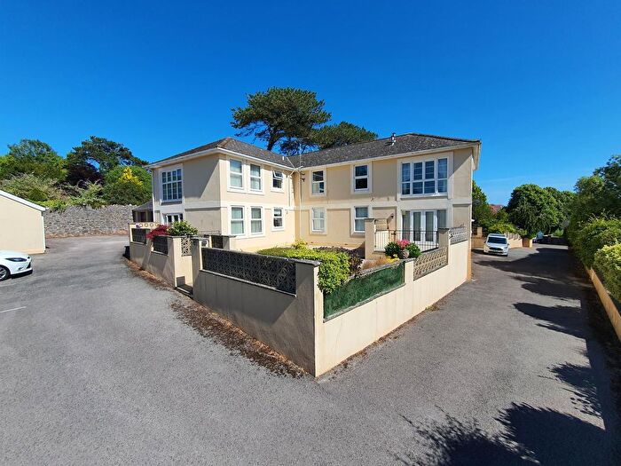 2 Bedroom Flat To Rent In Petitor Road, Torquay, TQ1
