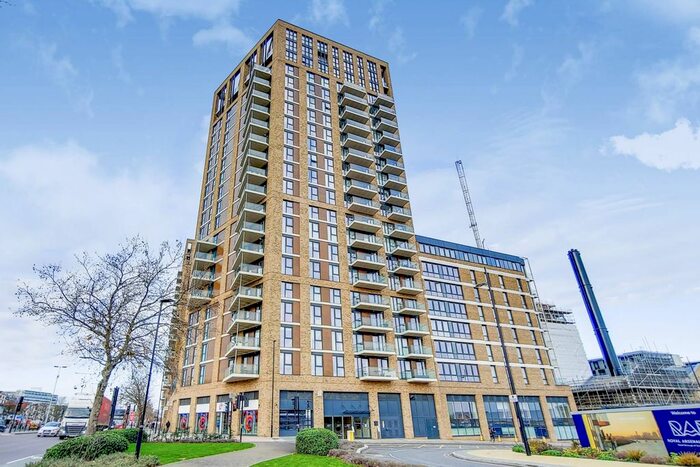 Studio For Sale In Victory Parade, Woolwich Riverside, London, SE18