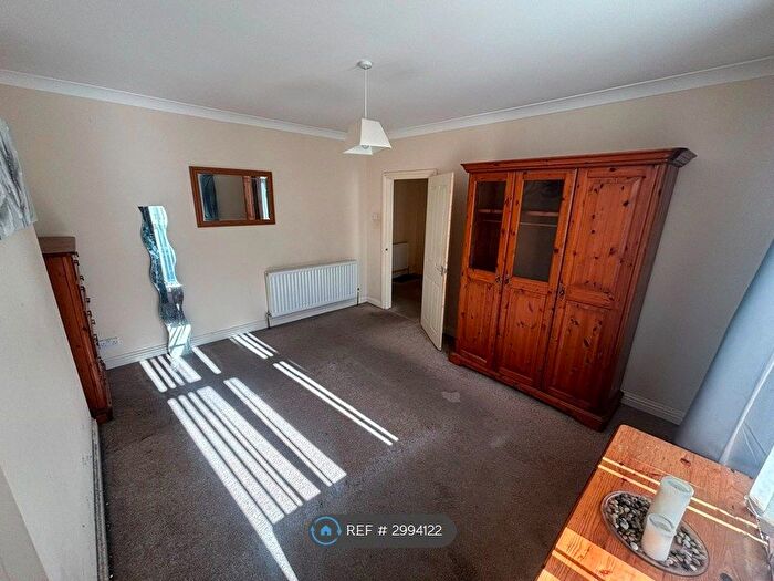 2 Bedroom Flat To Rent In Dacre St, South Shields, NE33