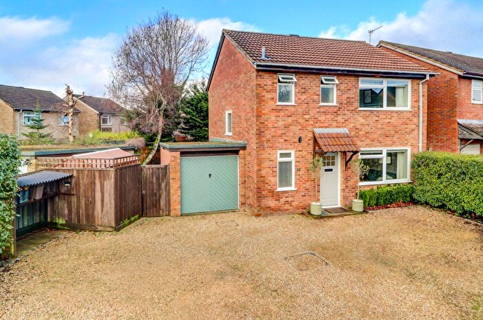 3 Bedroom Detached House For Sale In Stevens Close, Prestwood, Great Missenden, Buckinghamshire, HP16