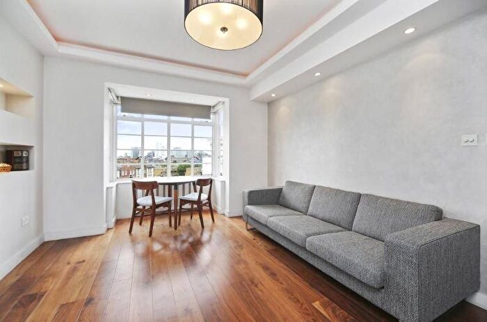 1 Bedroom Flat For Sale In Park Road, Marylebone, London, NW1