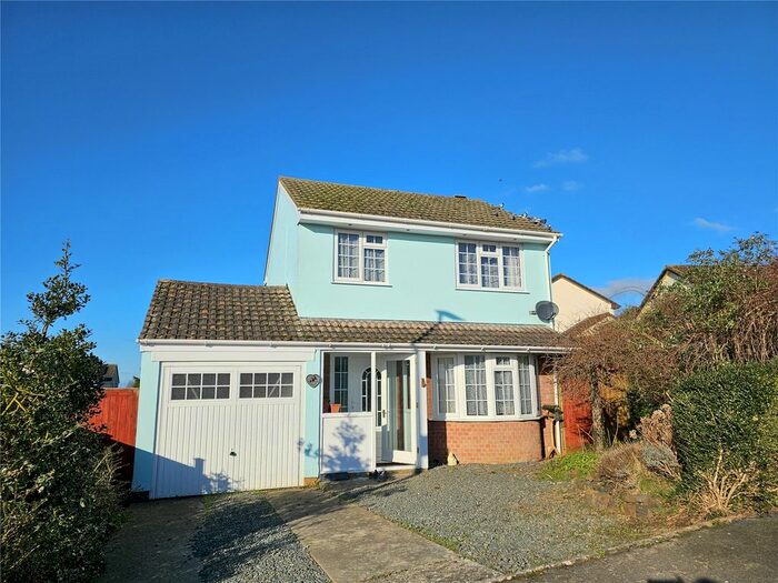 3 Bedroom Detached House For Sale In Hoopers Way, Torrington, EX38