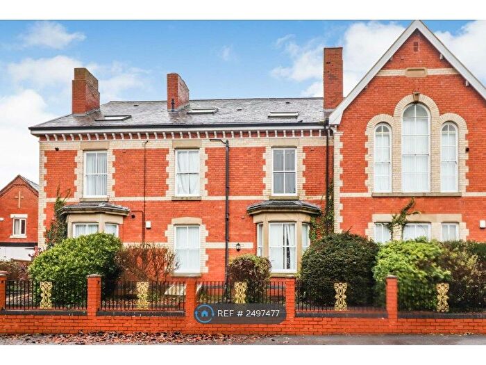 2 Bedroom Flat To Rent In Queens Park House, Oswestry, SY11